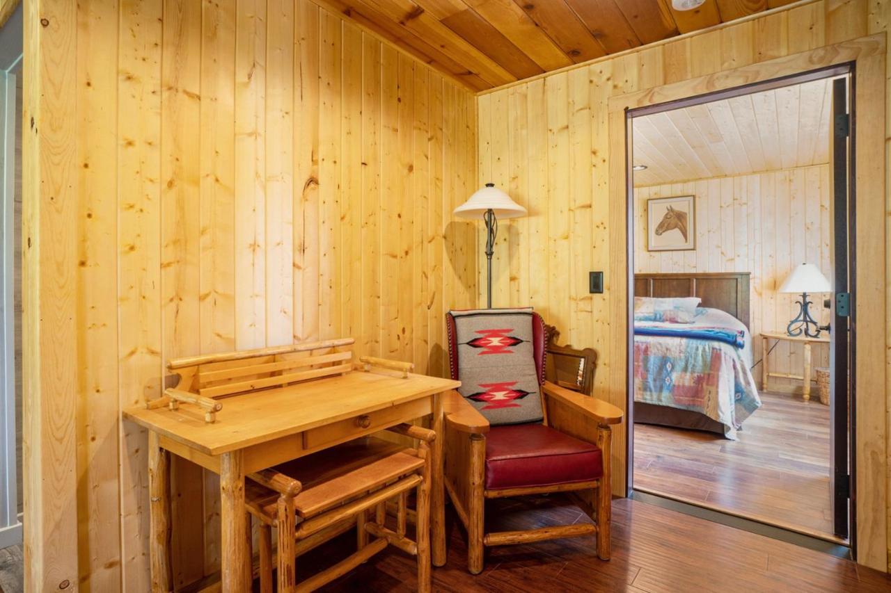 Frontier Mountain Retreat - Monthly Long-Term Vacation Rental 30 Days Minimum -- Estes Park Apts Exteriér fotografie